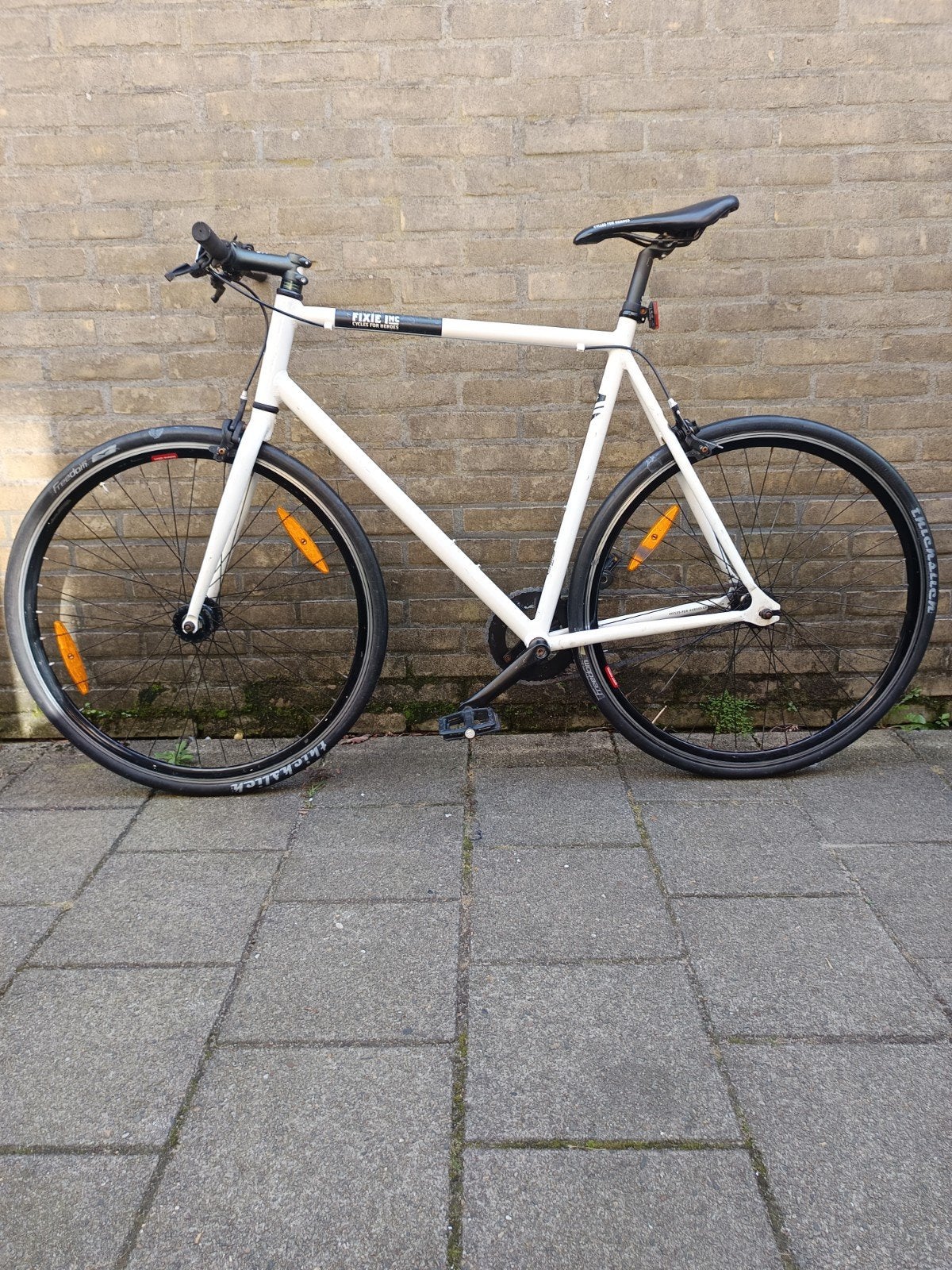 Fixie bike 28 inch herenfiets, Gebruikt, Velgrem, 57 tot 61 cm, Ophalen