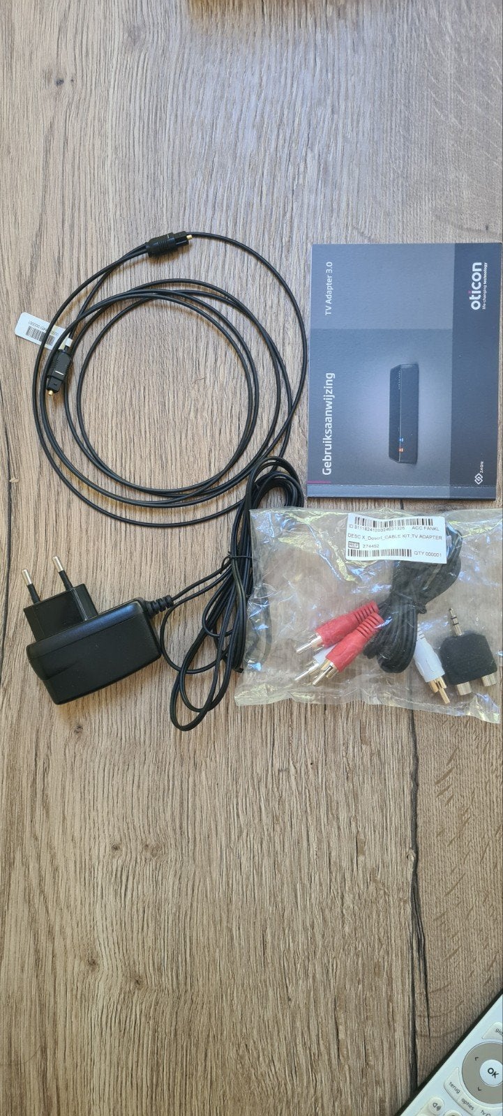 Oticon TV Adapter 3.0 voor hoortoestellen, Ophalen of Verzenden, Zo goed als nieuw, Minder dan 2 meter, Overige kabels