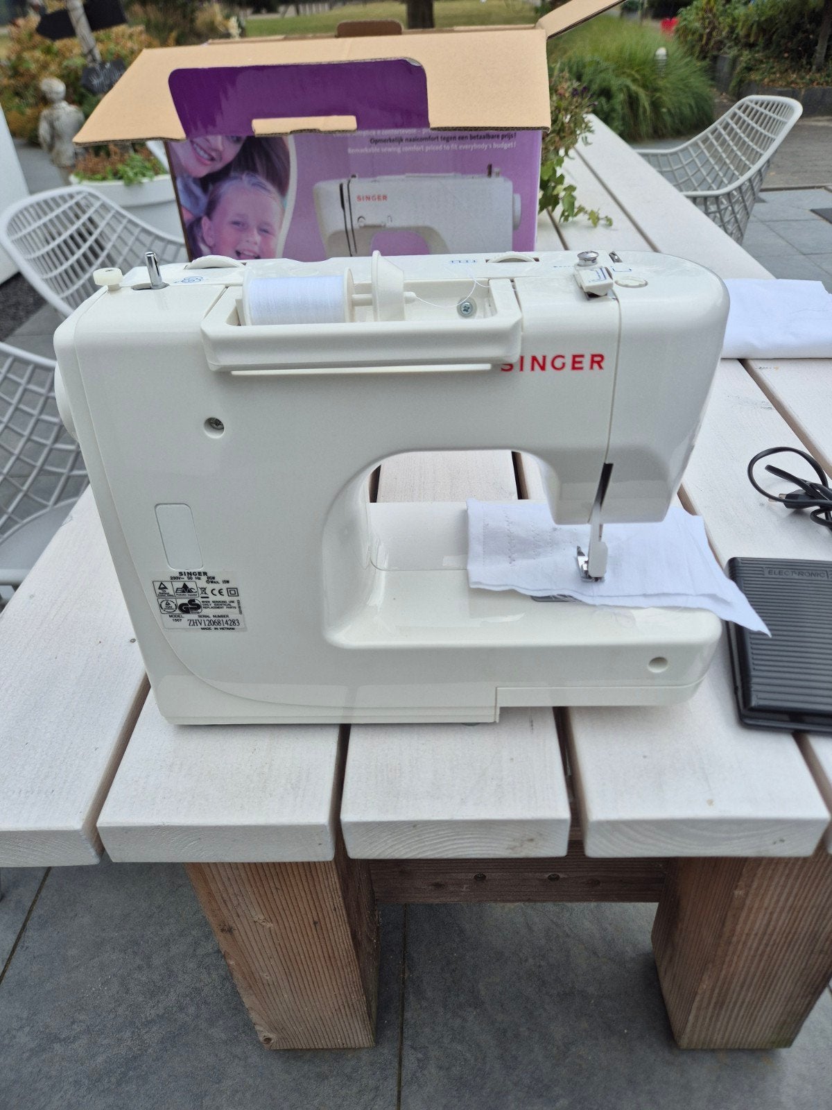 Singer Naaimachine Model 1507 - Gebruikt, Prima Staat, Ophalen