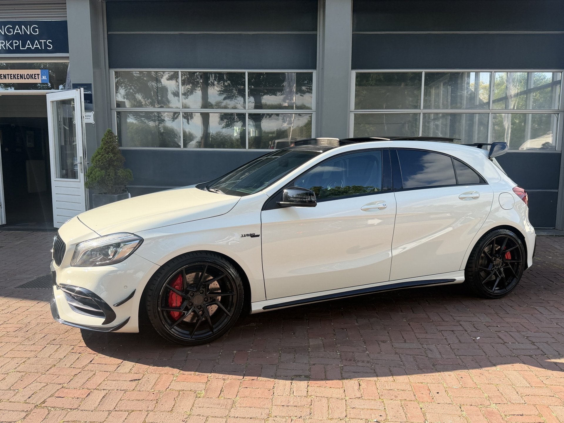 Mercedes-Benz A-Klasse AMG 45 4MATIC 2016 Km 157.000 Nap 381, Auto's, Automaat, Dealer onderhouden, Gebruikt, 4 cilinders