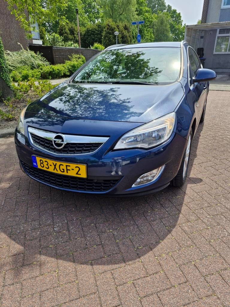 NAP Opel Astra 1.4 Turbo 103KW 2012 Sports NIEUWE APK Blauw, Auto's, Voorwielaandrijving, 4 cilinders, Blauw, Origineel Nederlands