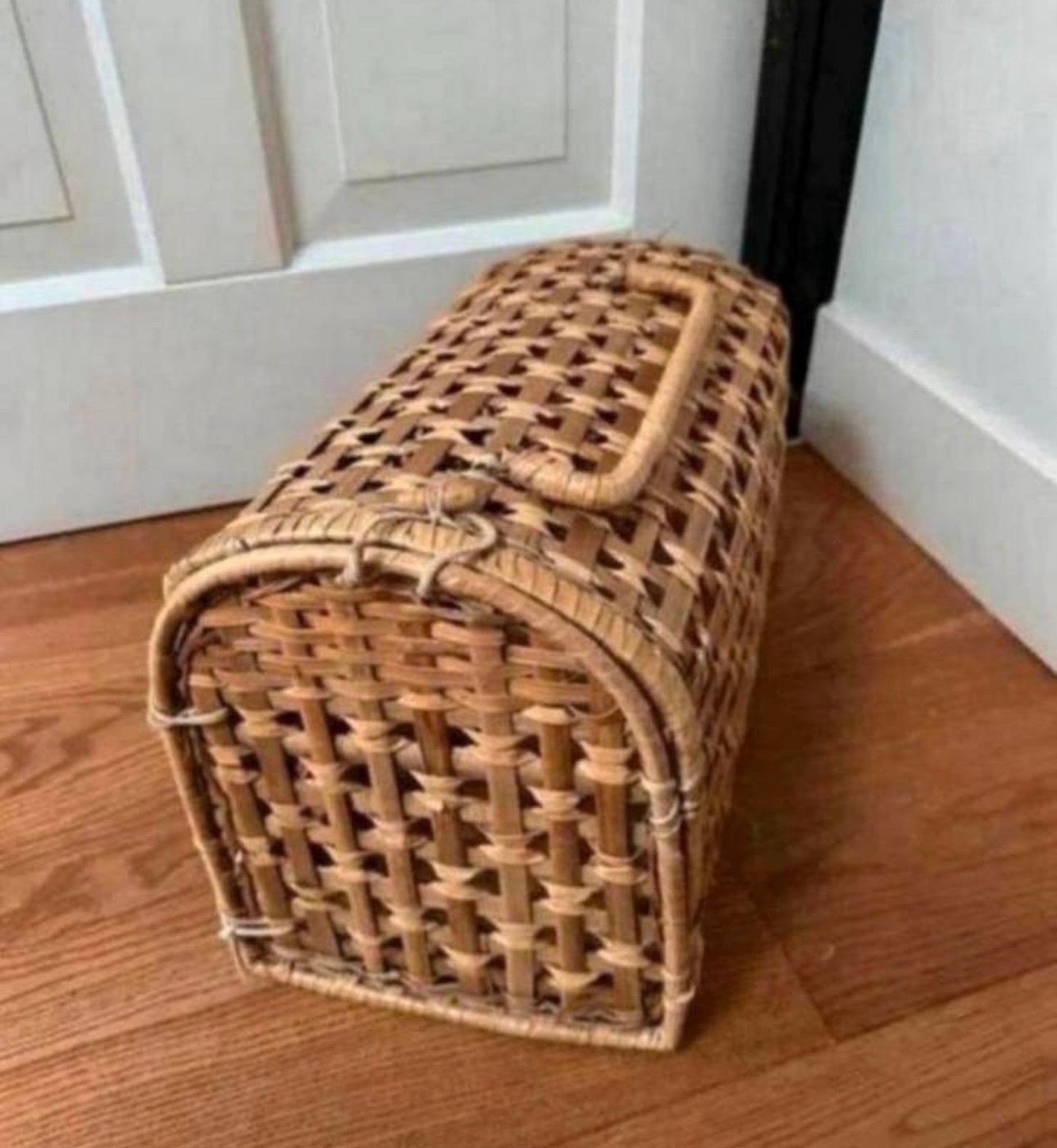 Vintage rotan reismand ter decoratie of voor uw huisdier, Ophalen of Verzenden, Zo goed als nieuw, Rechthoekig, Riet