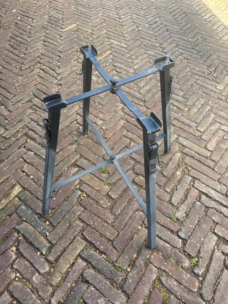 Voet voor Grill Guru Kamado Compact - Stevig Onderstel, Ophalen of Verzenden, Gebruikt