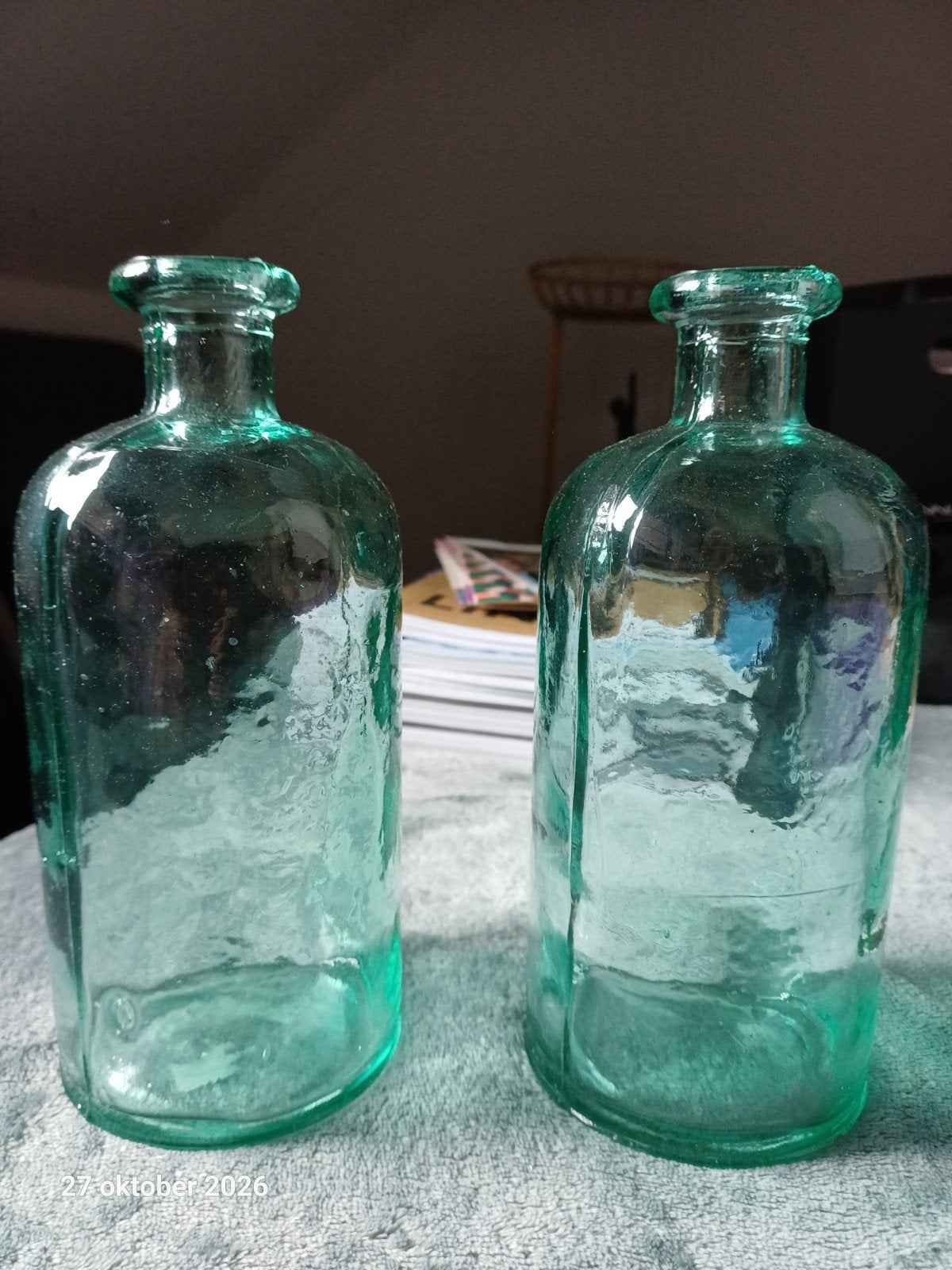 Set v 2 Vintage Groene Glazen Flessen - 20,5 cm Hoog ZGAN, Ophalen, 20 cm, Groen, Glas
