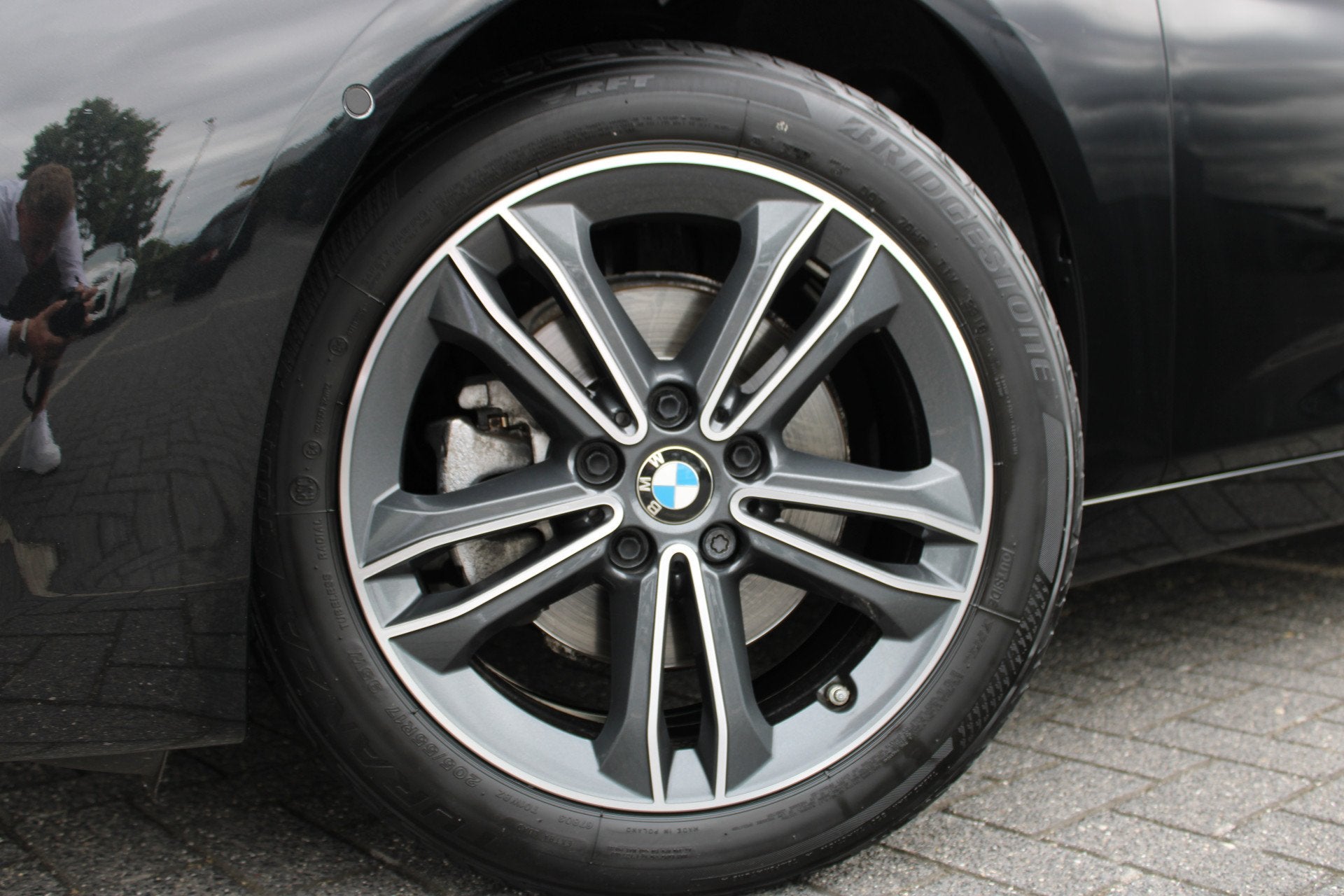 BMW 2 Serie Active Tourer 218i High Executive Sport Line Aut, Auto's, 12 maanden, Gebruikt, Zwart, Bedrijf