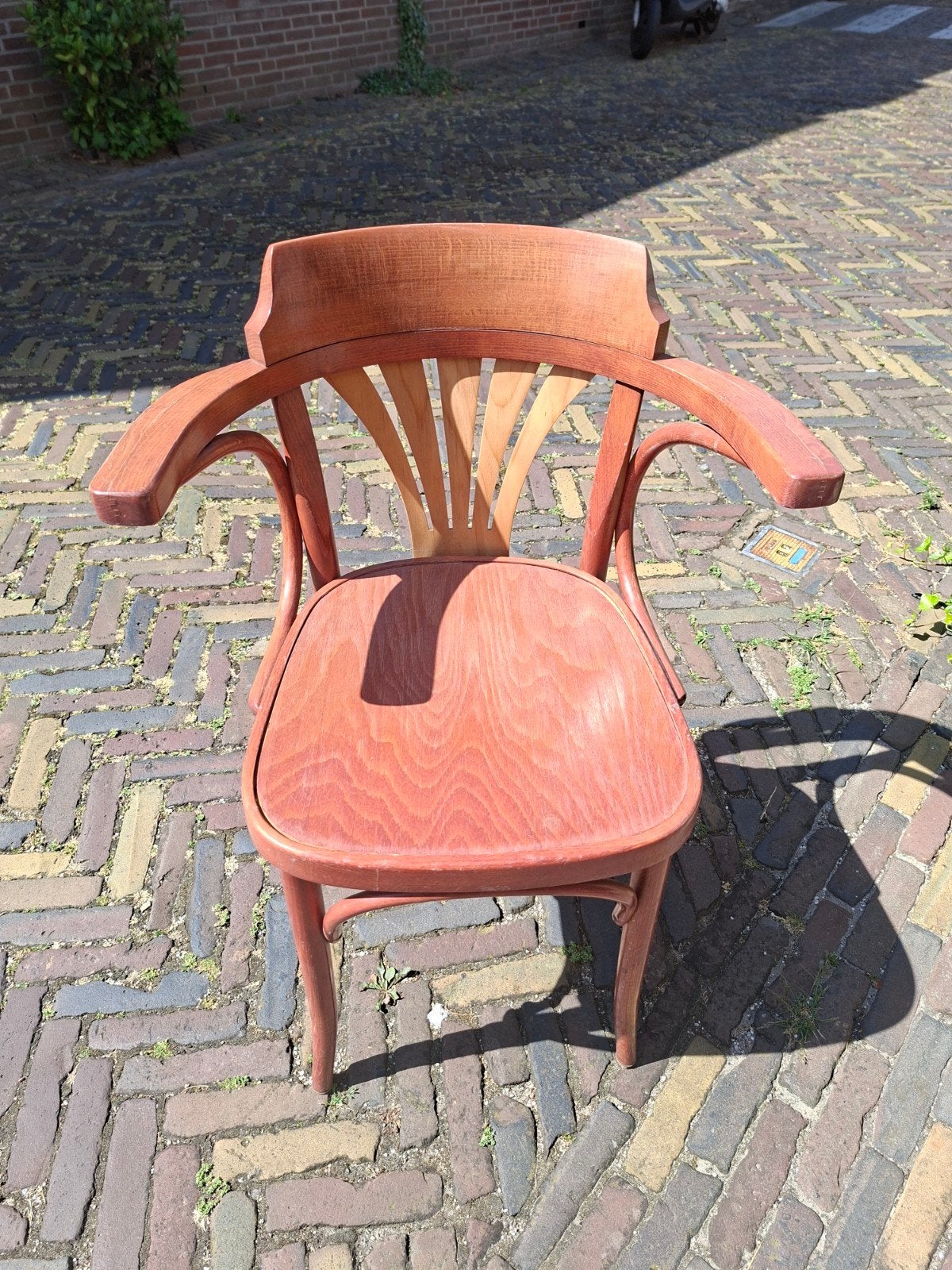 cafestoel thonetstyle, Ophalen