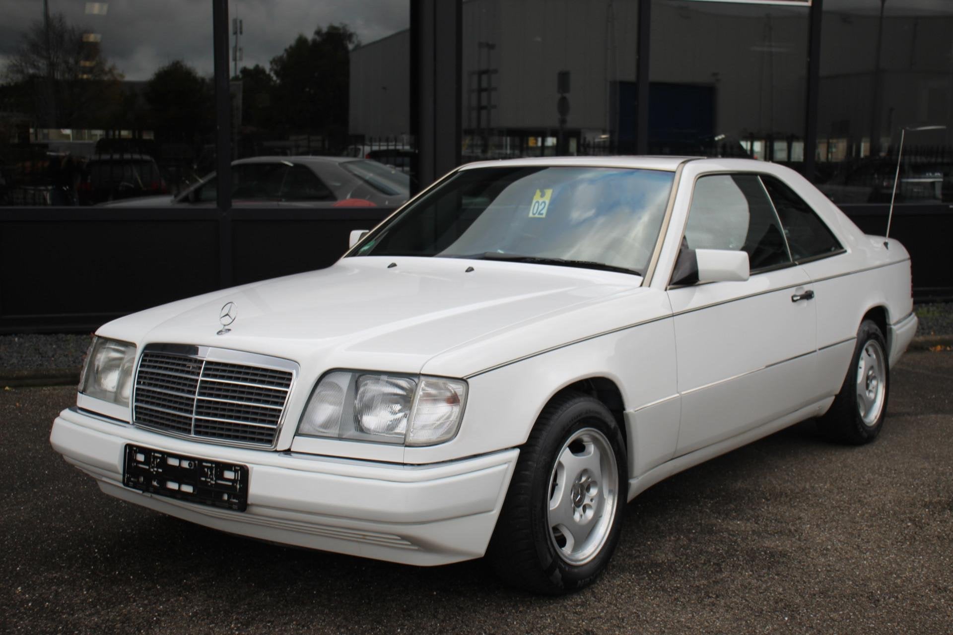 Mercedes-Benz 200-serie 200-500 (W124) 220 CE Automaat, ORIG, foto 9