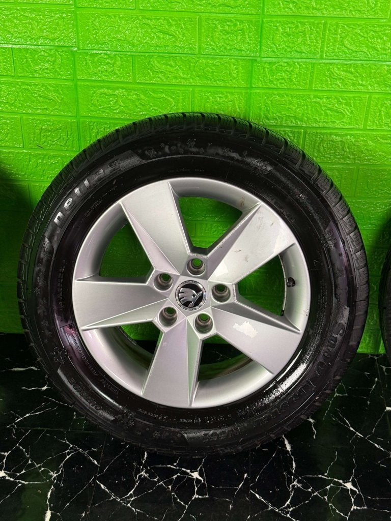 Originele Skoda Octavia Superb velgen 16" 5x112 winter 7mm, Niet ingevuld, 16 inch, Banden en Velgen, Niet ingevuld