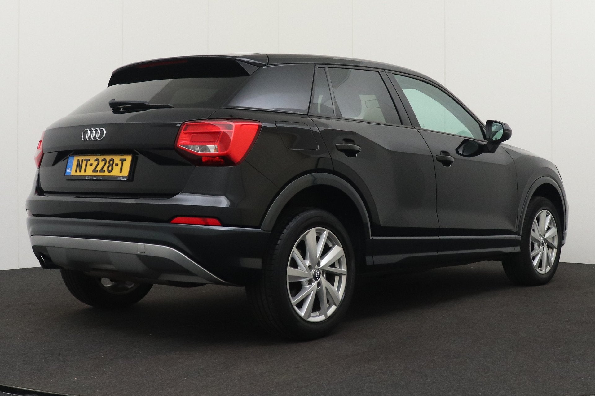 Audi Q2 1.0 TFSI Aut. Pro Line Cruise LMV 17" Park. Sens, Auto's, Dealer onderhouden, Stof, Gebruikt, 116 pk