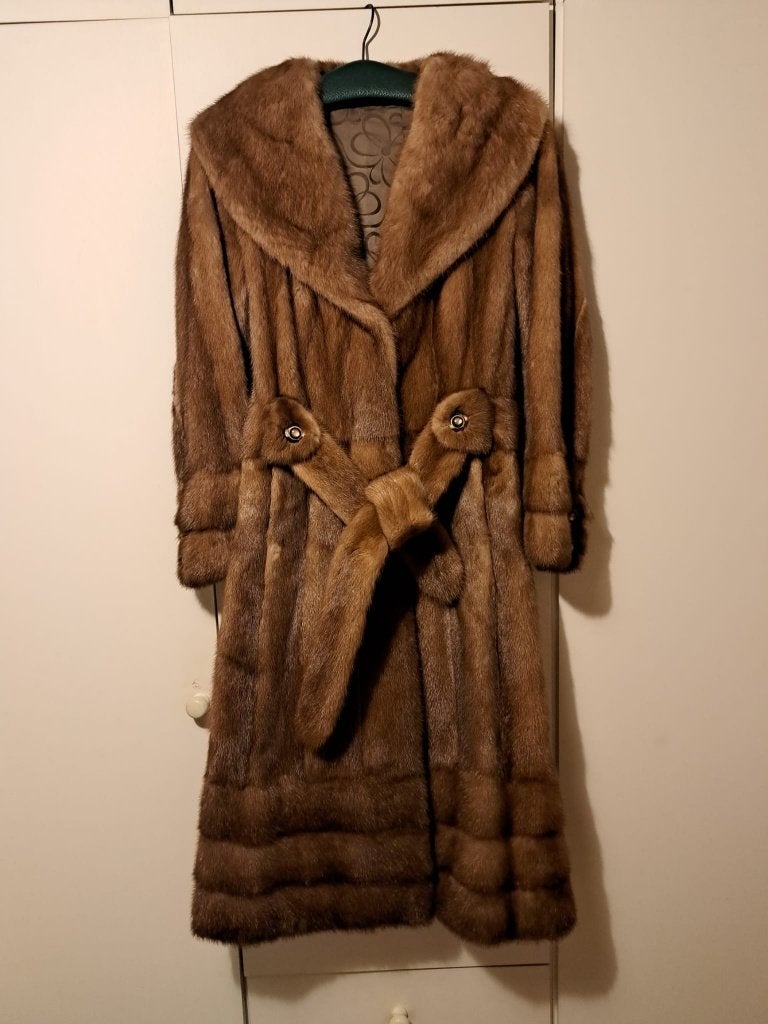 Vintage nerts bontjas met ceintuur, Bruin, Zo goed als nieuw, Ladyshop Smit mode, Ophalen
