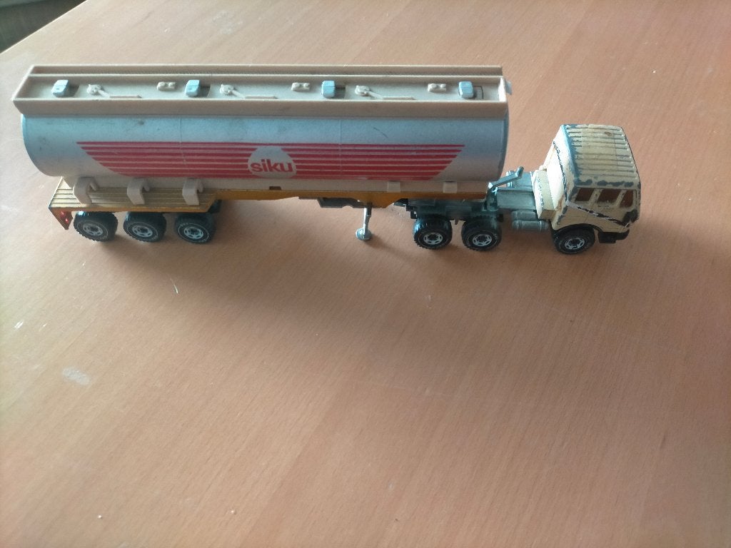 siku tanker, Ophalen of Verzenden, Zo goed als nieuw, Auto