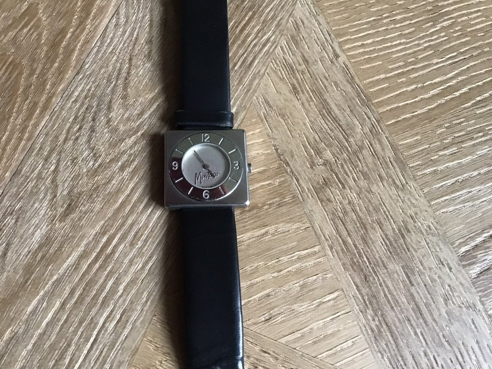 Vierkant staal horloge,montana horloge,quarts horloge, Verzenden, Gebruikt, Leer, Overige merken