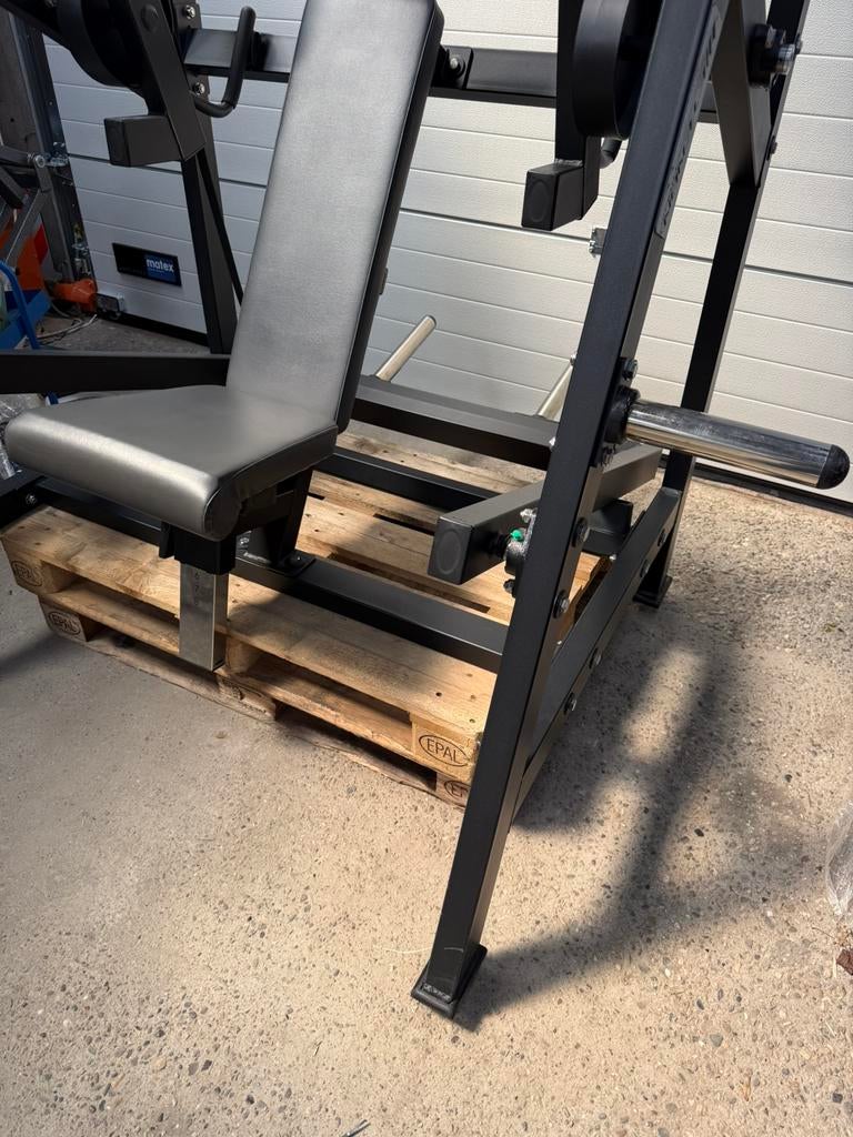 Newton Fitness pullover/ plate loaded/ Black/ uberzuge, Ophalen, Gebruikt, Overige typen, Cxu