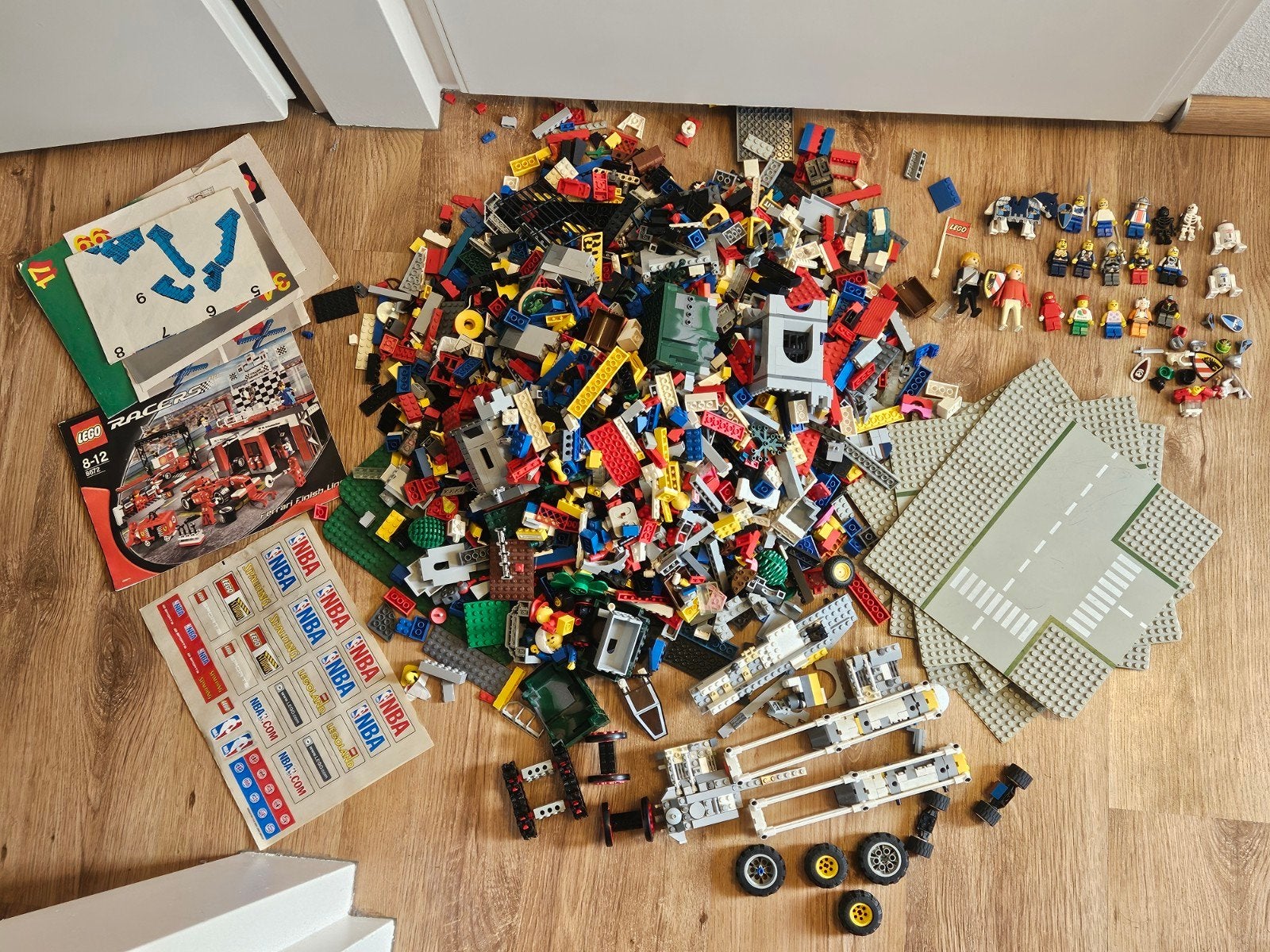 Lego Star Wars, Castle, Racers, City, minifiguren - 6kg, Kinderen en Baby's, Speelgoed | Duplo en Lego, Inclusief minifiguren