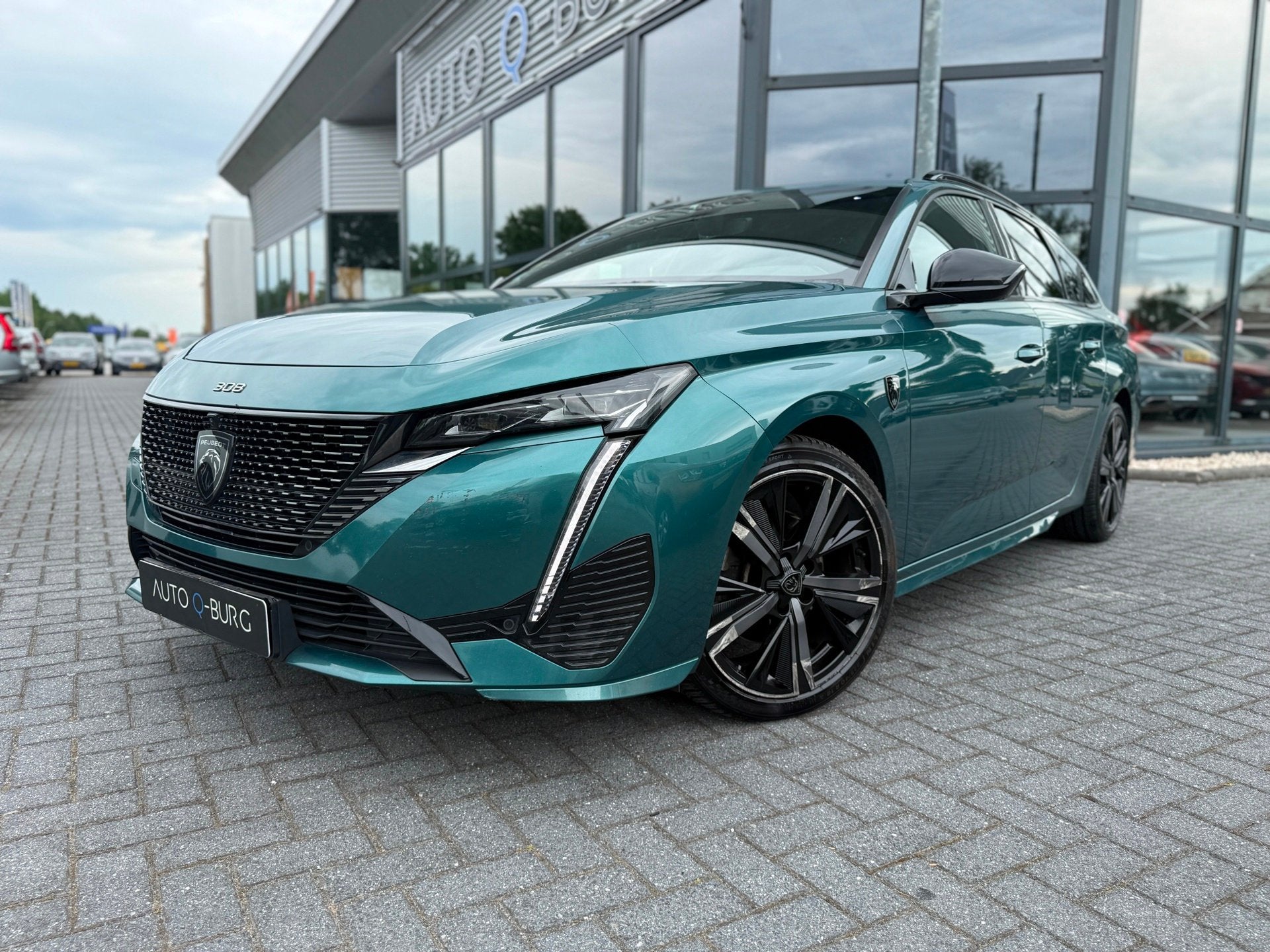 Peugeot 308 SW 1.5 BlueHDi GT Line | Matrix Led | 360 Camera, Gebruikt, Zwart, 4 cilinders, Blauw
