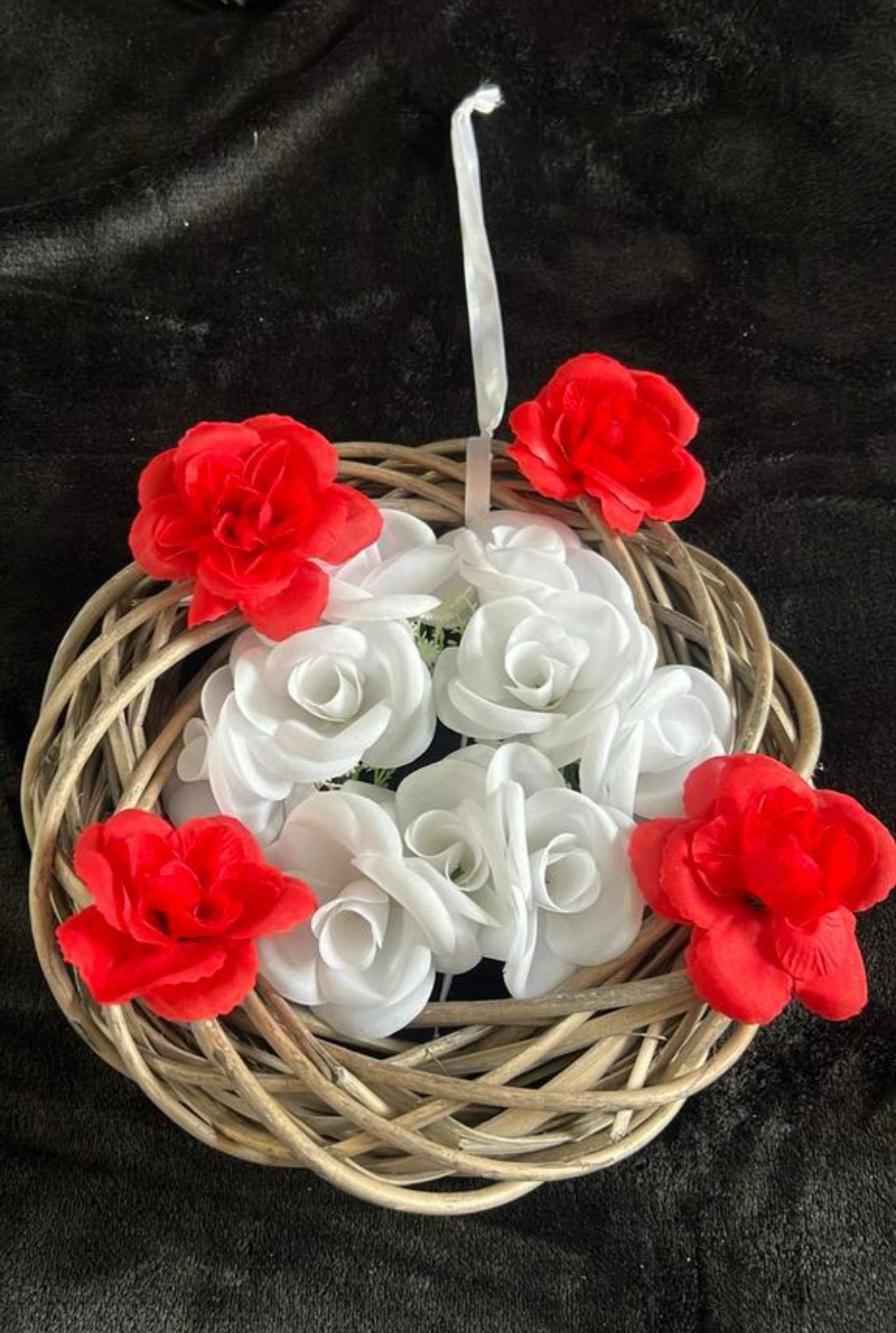 Rieten krans met losse rode en witte decoratie, Ophalen of Verzenden, Nieuw
