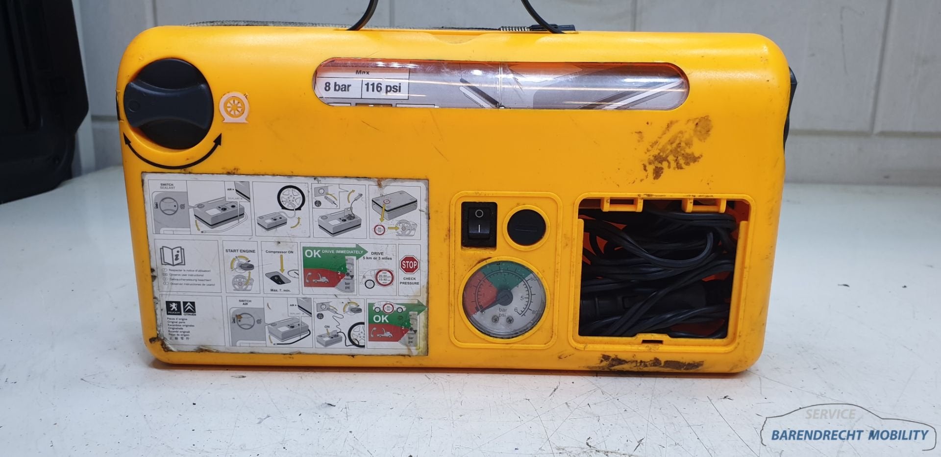 12V Bandenpomp lucht pomp compressor Peugeot Citroen Renault, Auto-onderdelen, Taurusavenue 1
2132 LS  Hoofddorp, NL, Gebruikt
