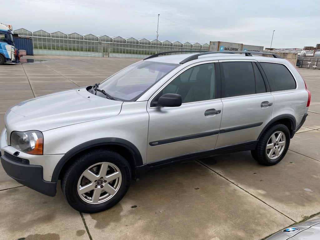Volvo XC90 2003 * 2.5 T * AUTOMAAT * EXPORT / HANDEL, Auto's, Volvo, Gebruikt, 7 stoelen, 2521 cc, Bedrijf