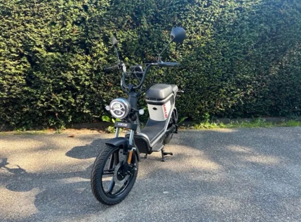 AGM Goccia showmodel  25km 799,-, Elektrisch, Nieuw, Ophalen, Overige merken