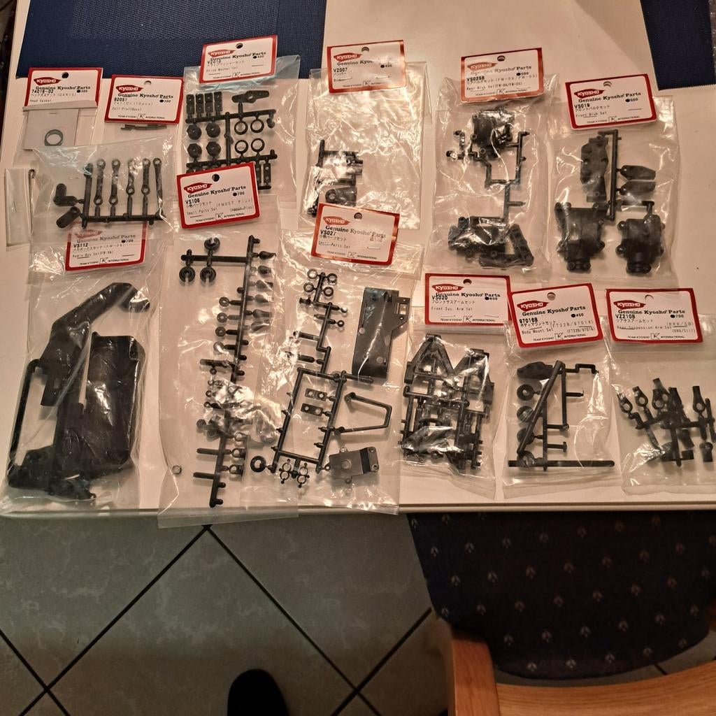 Kyosho FW06 FW05  RC nitro cars , onderdelen, Nieuw, Ophalen of Verzenden, Schaal 1:10, Onderdeel
