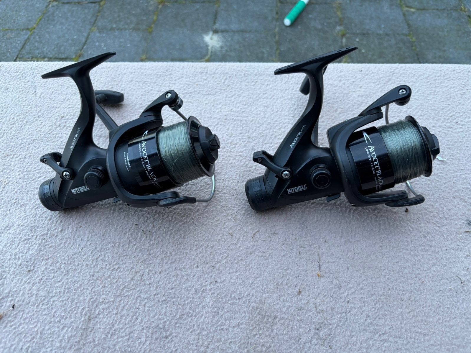 2 x Mitchell avocet black 6000fs baitrunner molens, Ophalen of Verzenden, Gebruikt, Molen