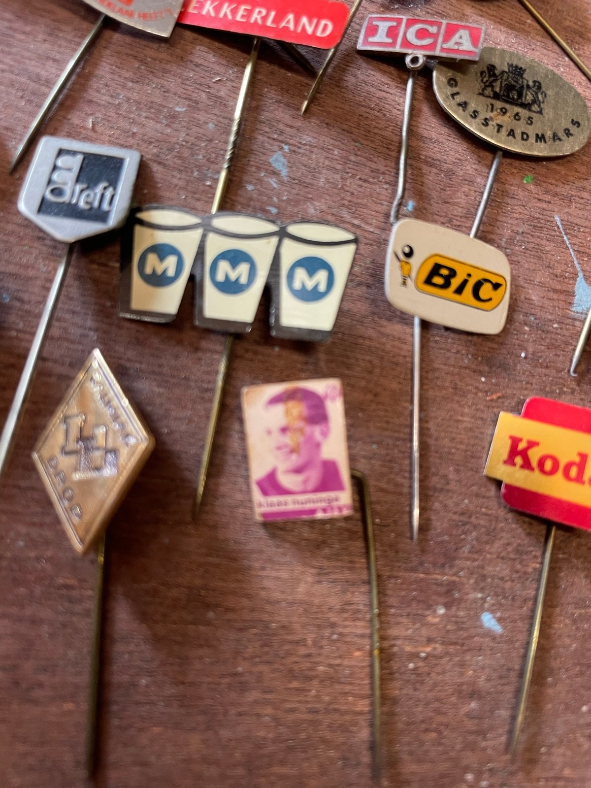 Verzameling vintage reclame speldjes, Ophalen, Gebruikt
