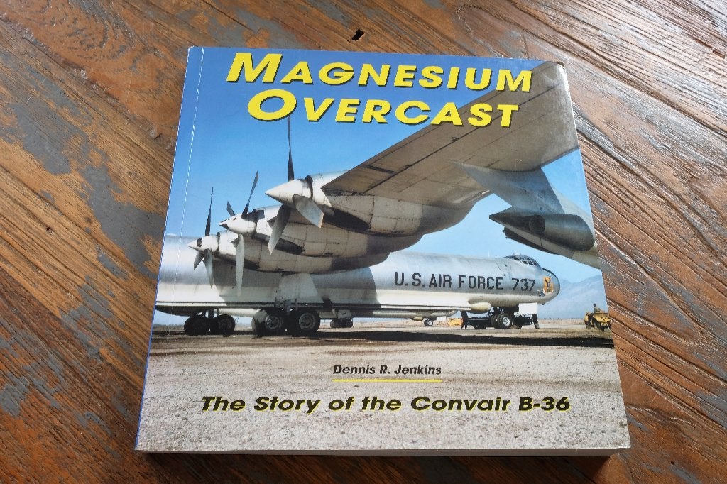 Boek Magnesium Overcast  Story of the Convair B-36, Ophalen of Verzenden, Zo goed als nieuw, Boek of Tijdschrift