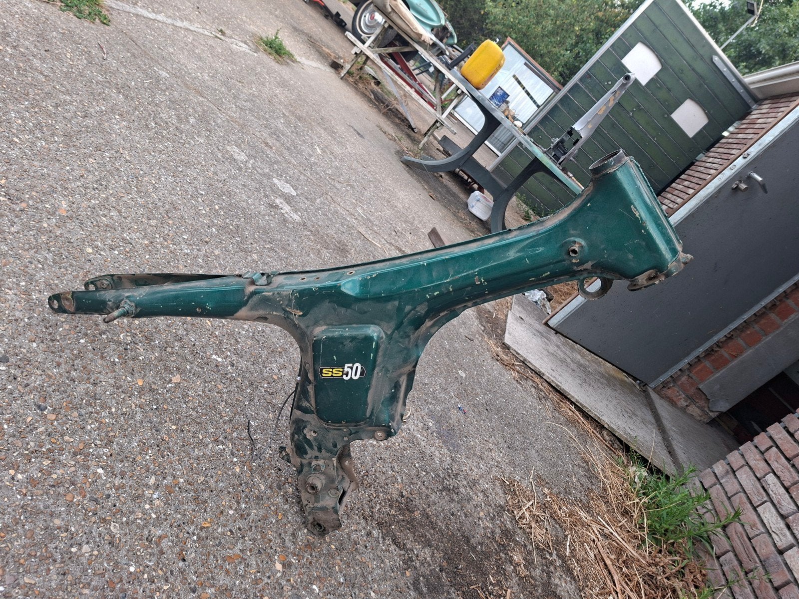 honda ss50 frame + bagagerek, Fietsen en Brommers, Ophalen of Verzenden, Overige modellen