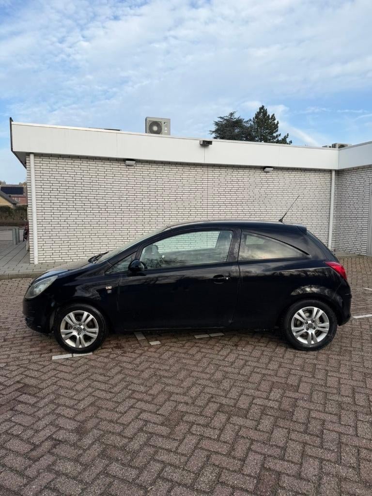 Opel Corsa 1.3 Cdti 70KW 3D 2010 Zwart - meeneemprijs, Voorwielaandrijving, Euro 5, 1063 kg, Zwart