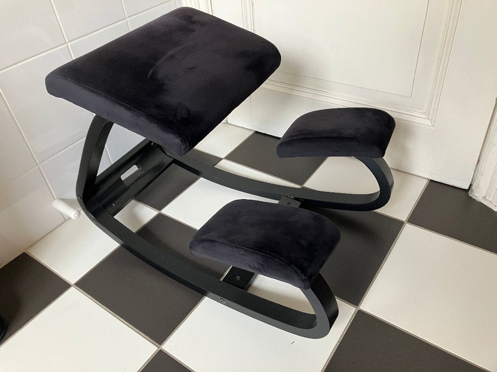 Fijne kniestoel stoel zadelkruk voor goede zithouding, Huis en Inrichting, Stoelen, Ophalen, Zwart, Zo goed als nieuw, Eén