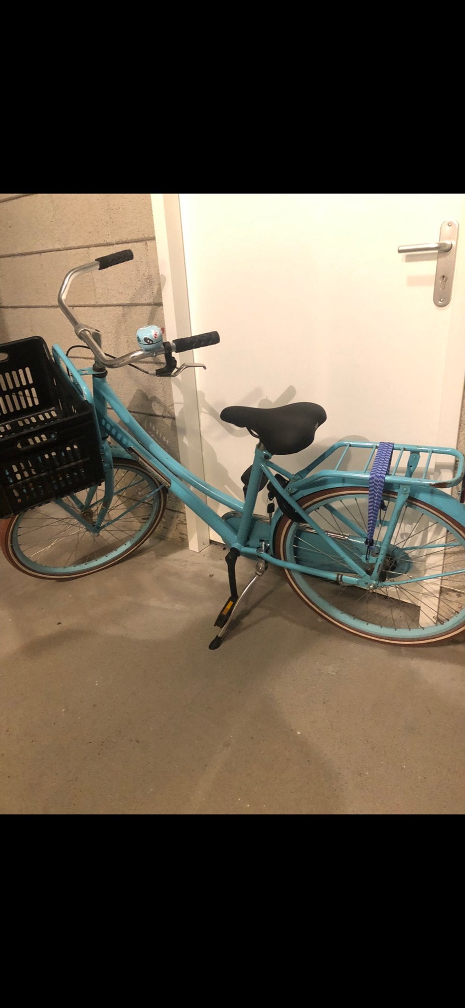 Popal Daily Dutch Basic fiets met fietskrat en hoes, Fietsen en Brommers, Fietsen | Dames | Damesfietsen, Terugtraprem, Gebruikt
