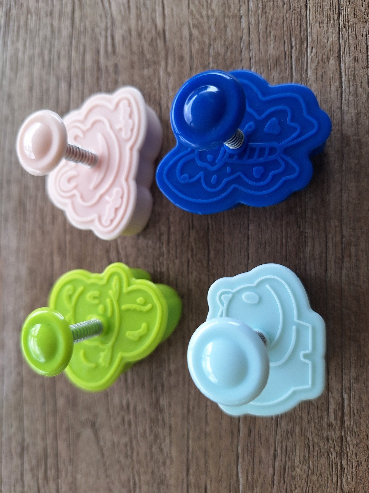 Koekjesuitstekers / Marsepein uitstekers dieren (4 stuks), Dieren, Nieuw, Meerkleurig, Ophalen of Verzenden