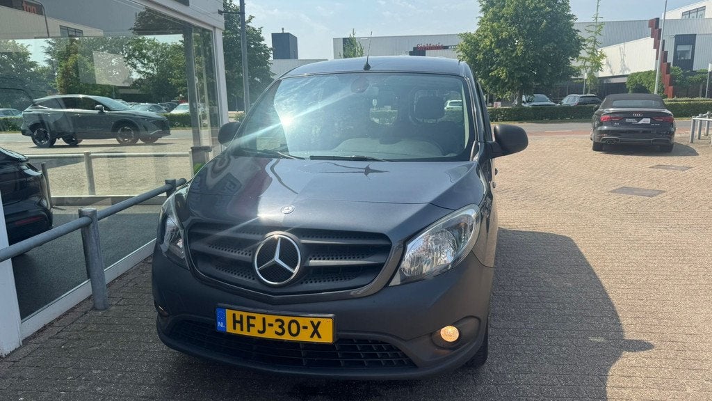 Mercedes-Benz Citan 112 Ambiente (bj 2018, automaat), Auto's, Mercedes-Benz, Stof, 116 pk, 16 km/l, Voorwielaandrijving