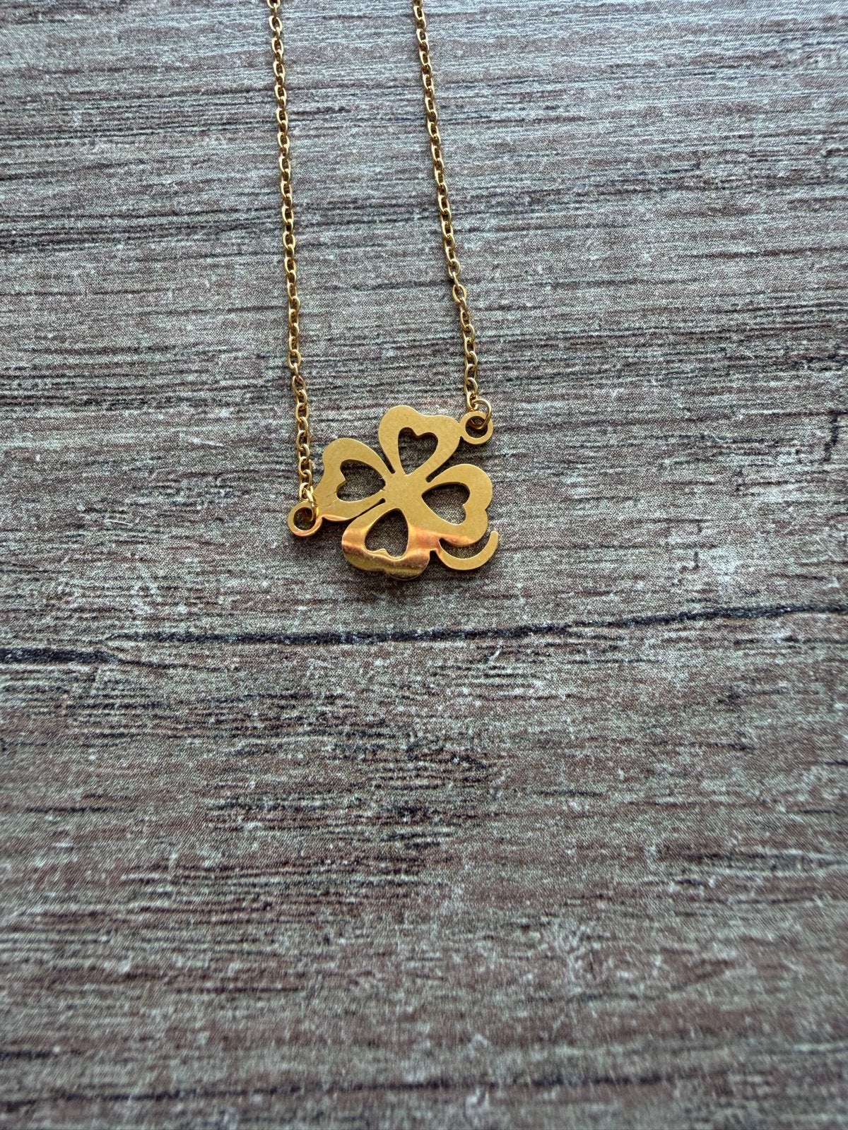 Gouden klavertje vier ketting, Ophalen of Verzenden, Zo goed als nieuw, Goud, Overige materialen