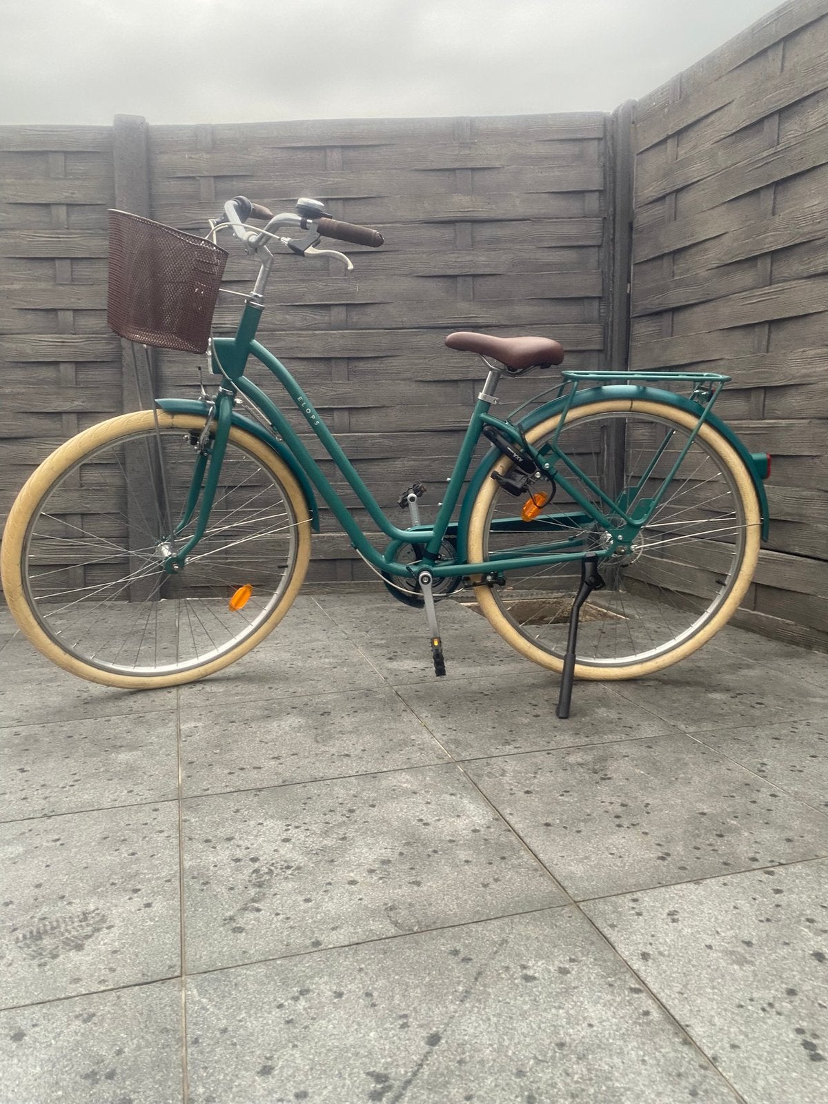 B-Twin Elops 520.  28 inch damesfiets, Ophalen, Zo goed als nieuw, Overige merken, Versnellingen