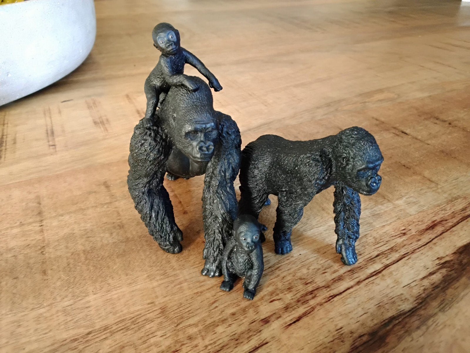 Schleich gorilla familie, nieuwe collectie., Ophalen of Verzenden, Zo goed als nieuw, Paard, Beeldje of Figuurtje