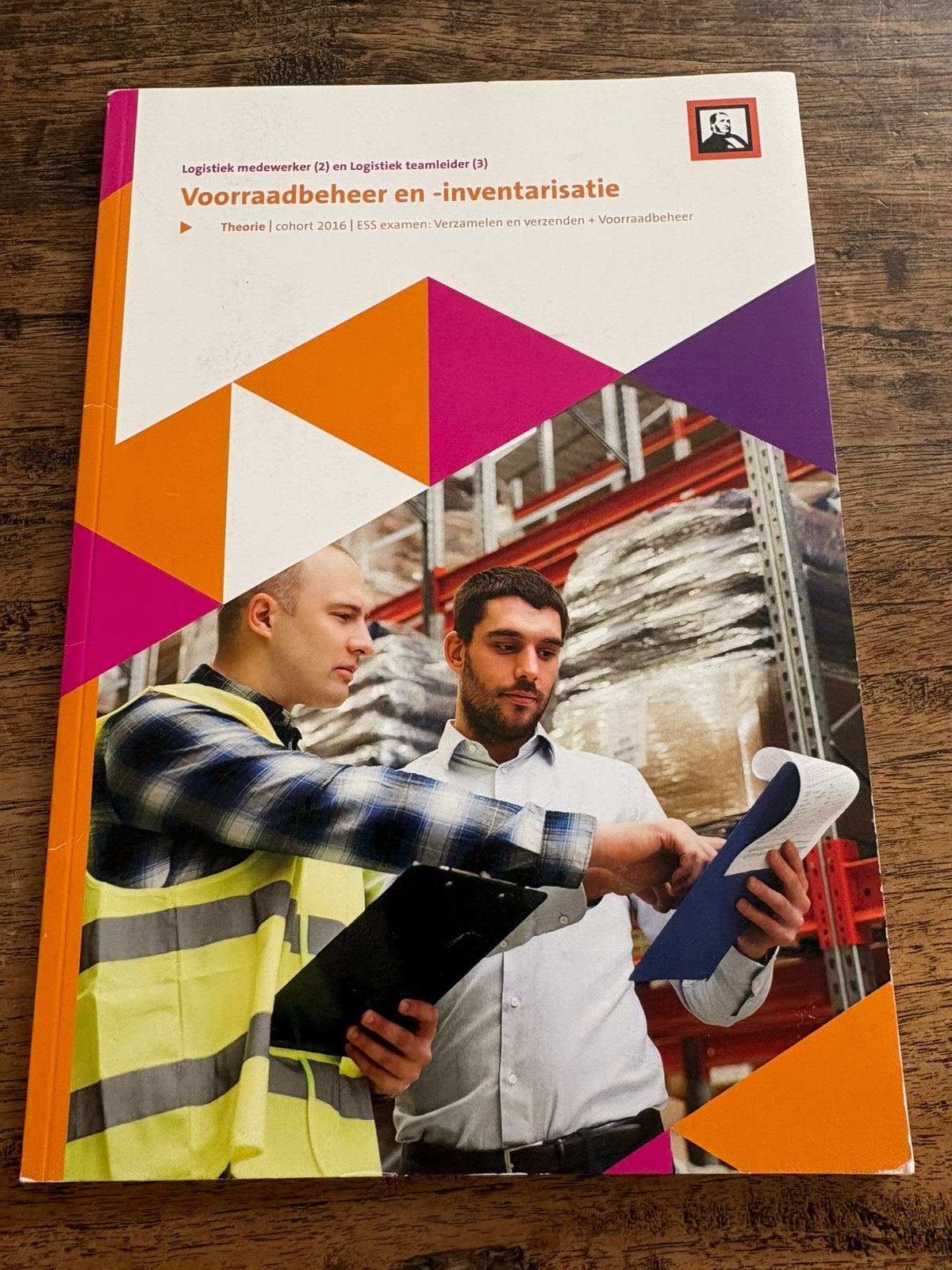 Voorraadbeheer en -inventarisatie - LM/LT, Ophalen, Zo goed als nieuw, Overige niveaus, Bedrijfseconomie of M&O