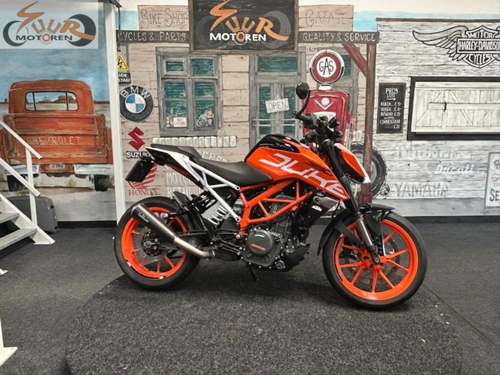 KTM 390 DUKE (bj 2020) 30,817 km, KTM, Bedrijf, Onbekend, 373 cc