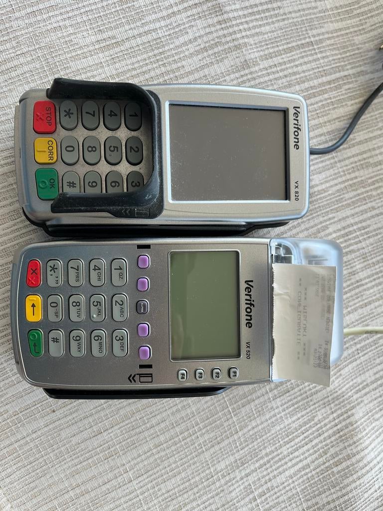 Verifone VX 520 en VX 820 Pinautomaten, Verzamelen, Elektronische Apparatuur, Ophalen of Verzenden, Overige typen