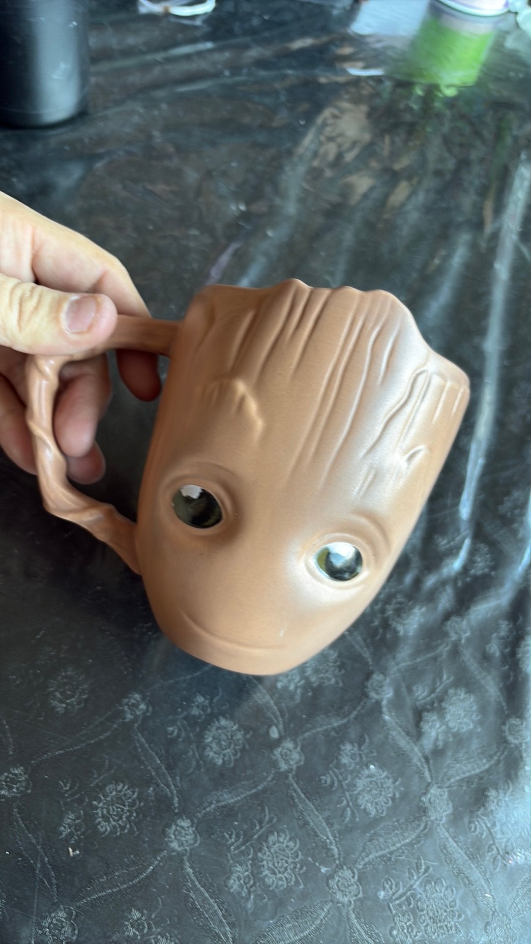 Grote mok Groot van Marvel uit Disneyland Parijs, Ophalen of Verzenden, Zo goed als nieuw