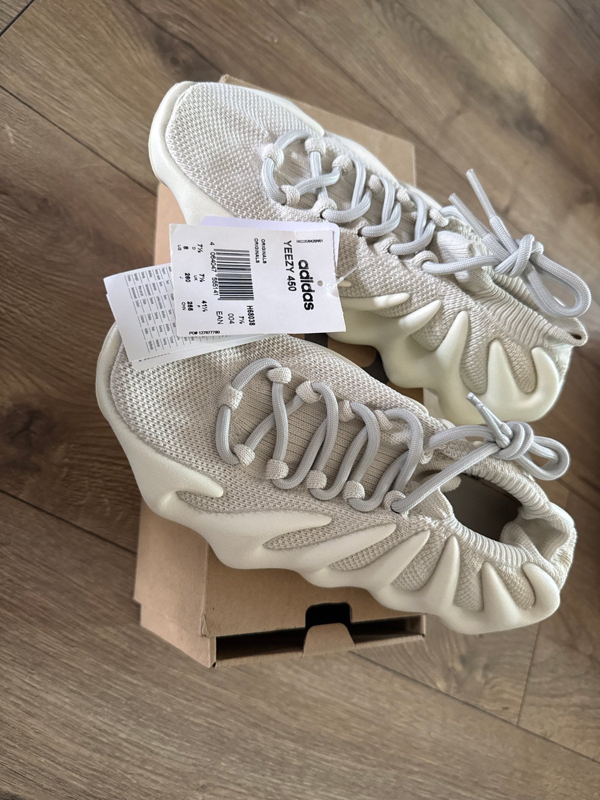 Adidas Yeezy 450 Cloud White - Nieuw in doos, Ophalen of Verzenden, Nieuw, Wit, Sneakers of Gympen