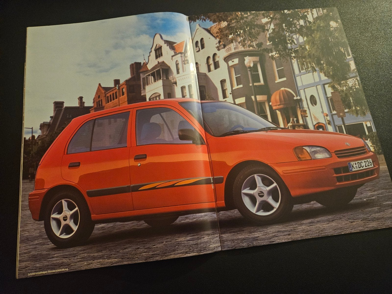 Brochure Toyota Starlet 1997, Ophalen of Verzenden, Zo goed als nieuw, Toyota