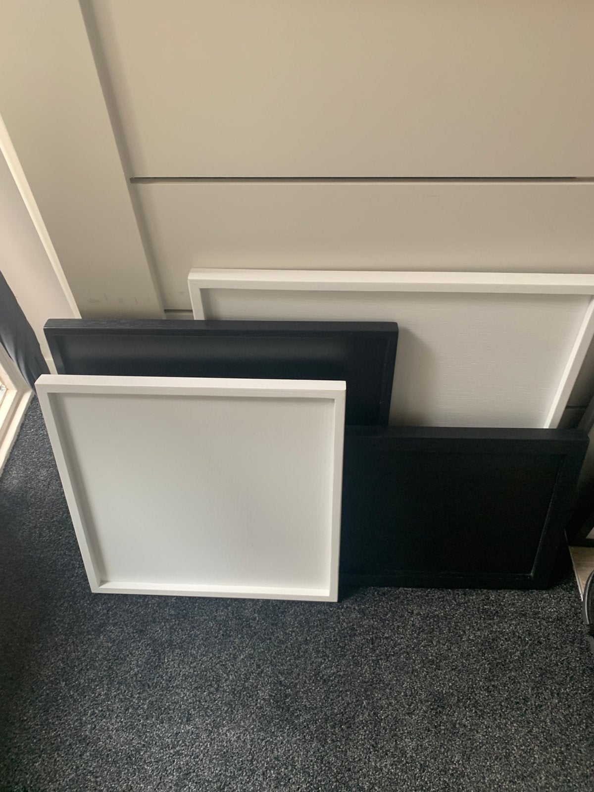 Dienbladen hout en ijzer zwart wit en beige, Ophalen of Verzenden, Nieuw, Minder dan 80 cm