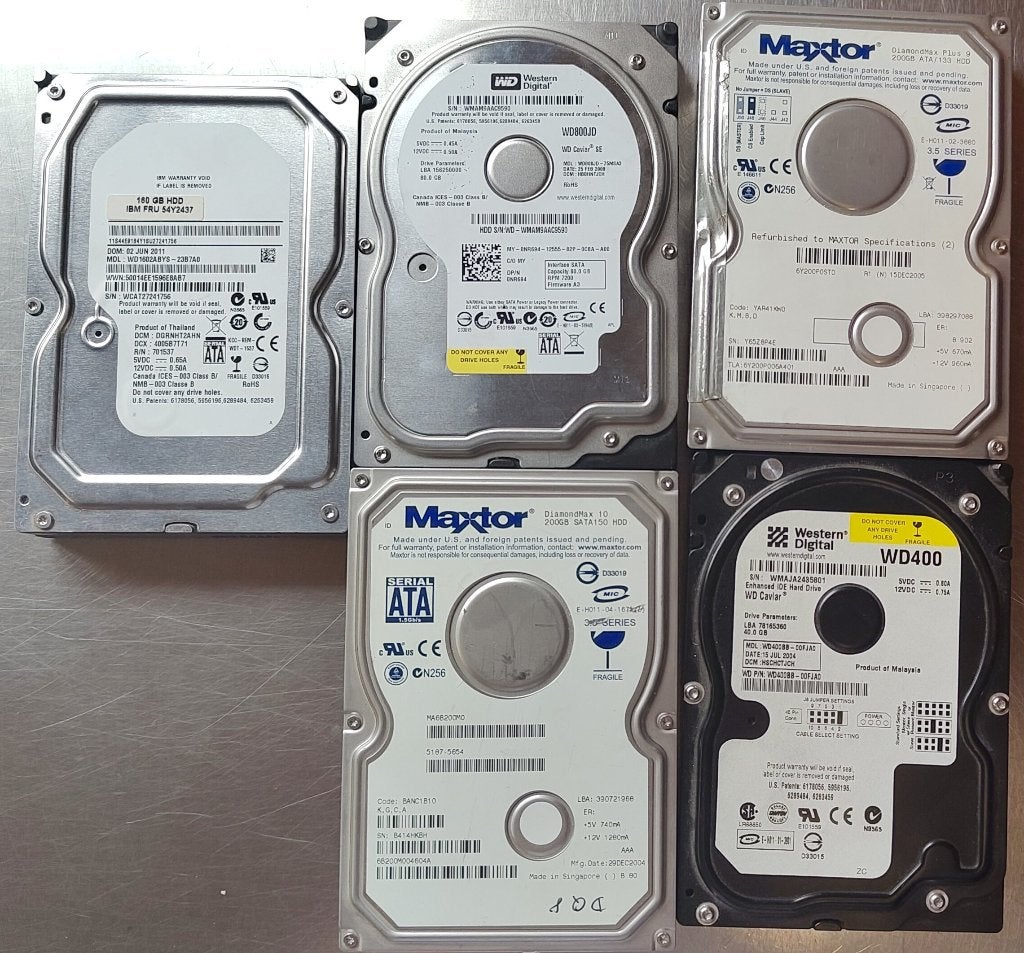 oude harde schijven (3x sata, 2x ide), Intern, Gebruikt, Verzenden, HDD