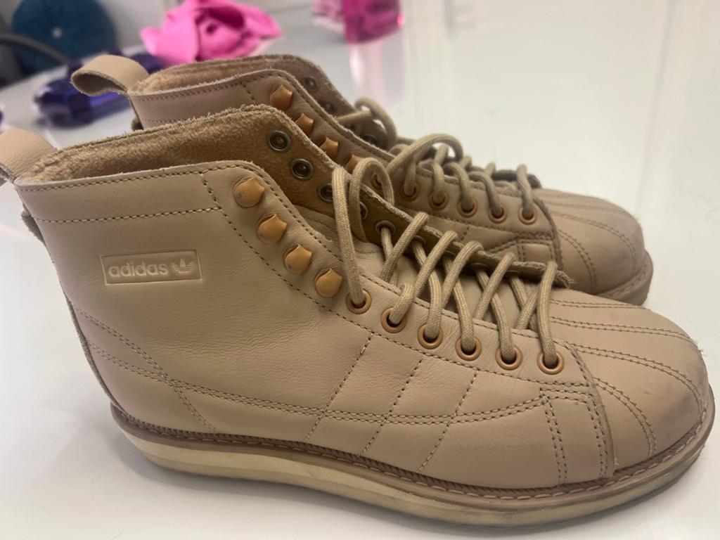 Adidas hoge sneakers maat 36, Ophalen of Verzenden, Zo goed als nieuw, Beige, Sneakers of Gympen