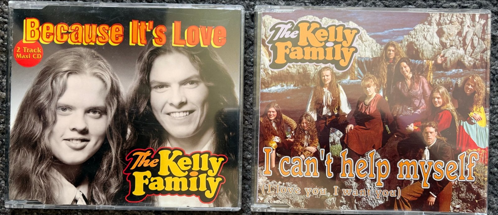 2x The Kelly Family CD Singles: Because It's Love & I Can't, Cd's en Dvd's, Cd Singles, Ophalen of Verzenden, Gebruikt, Pop, Inclusief doosje