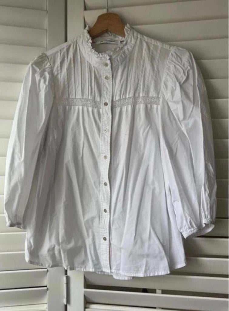 Witte blouse met pofmouw en roezel kraag van Co Couture, Ophalen of Verzenden, Zo goed als nieuw, Maat 36 (S), Wit