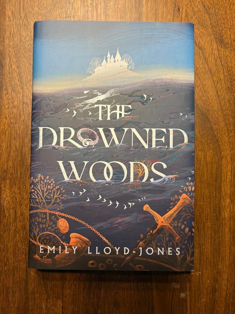 The Drowned Woods - Emily Lloyd- Jones Illumicrate Signed, Ophalen of Verzenden, Zo goed als nieuw