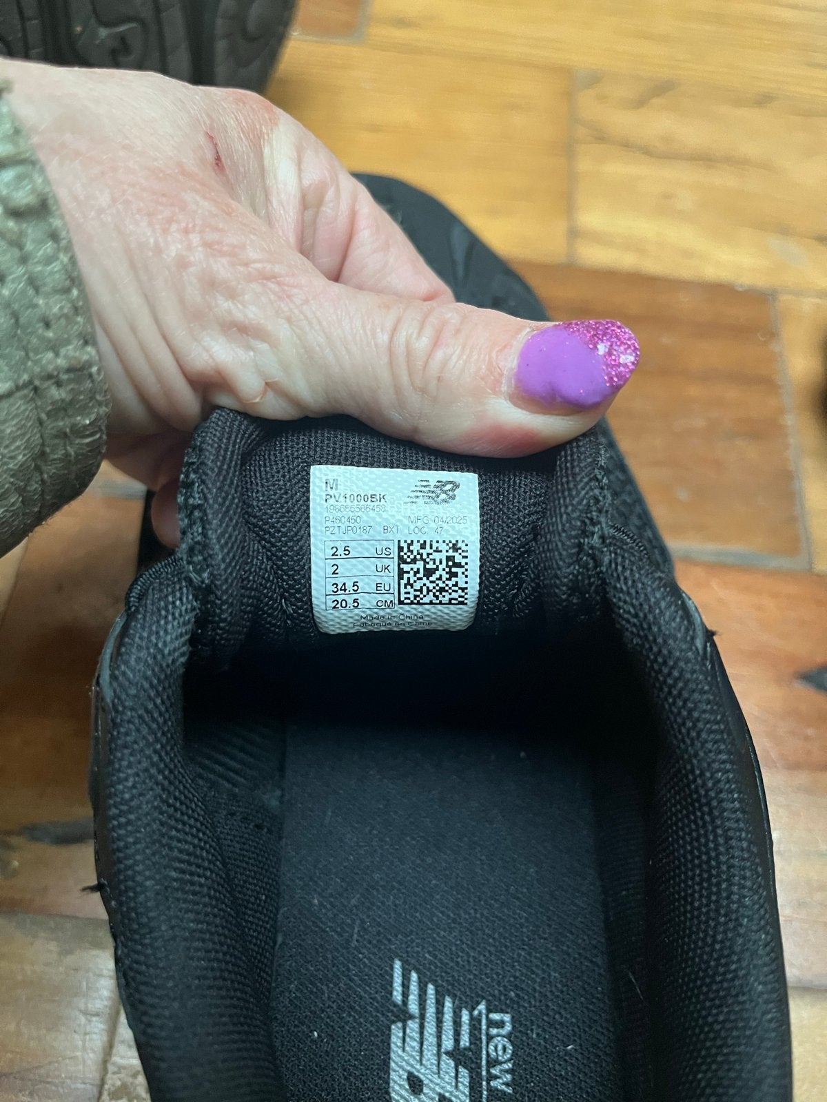 New Balance 1000 Zwarte Sneakers Maat 34.5, Ophalen of Verzenden, Zo goed als nieuw, Jongen of Meisje, Schoenen