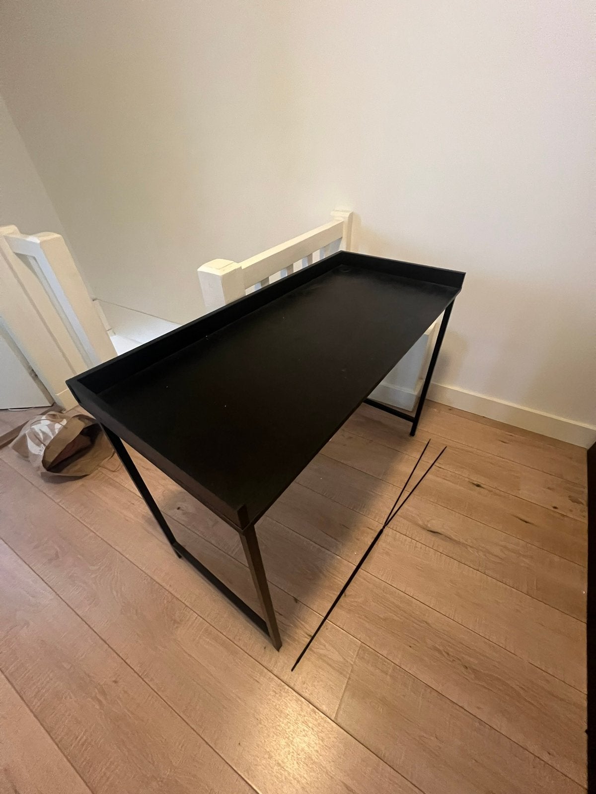 Ikea bureau zwart, Huis en Inrichting, Bureaus, Ophalen, 110 cm, Zo goed als nieuw, IKEA